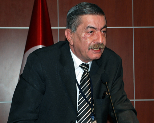 T G F Genel Ba�kan� Nazmi Bilgin�den tarihi bir konu�ma