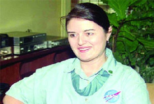 BUZA�ININ KUYRU�U BOYNUNDA �IKTI