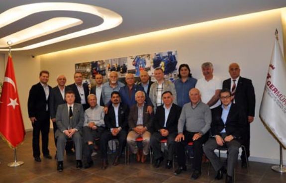 ADSİAD’dan beyin göçü uyarısı