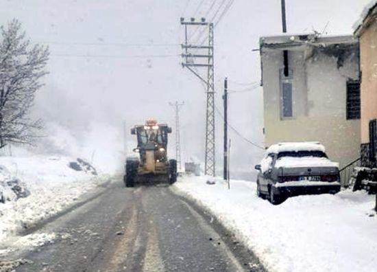 G�LNAR �L�ES�NDE KAR YOLLARI KAPADI