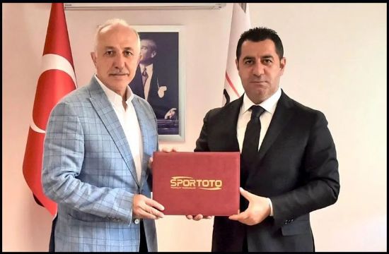 AKDEN�Z BELED�YE BA�KANI G�LTAK, ANKARA�DAN M�JDELER �LE D�ND�