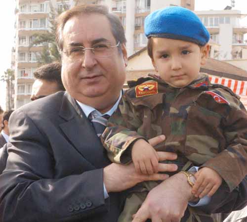 BA�KAN G�LTAK�TAN �A�RI 