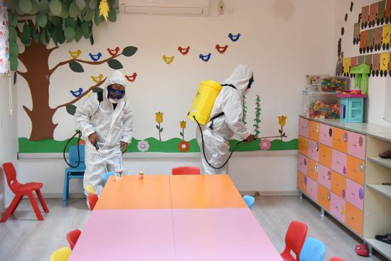 TOROSLAR’DA DEZENFEKS�YON �ALI�MALARI EN �ST NOKTADA