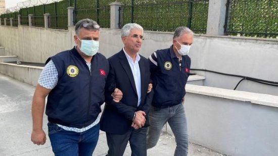 BA�KANI BEDRETT�N G�NDE� TUTUKLANDI