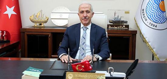  AKDEN�Z BELED�YE BA�KANI G�LTAK, ��RETMENLER G�NܒN� KUTLADI 