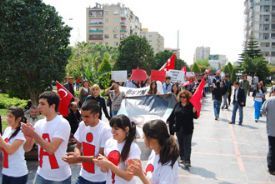 Liseli gen�in ortak sesi �Nimet al YSG�yi ba��na �al� 