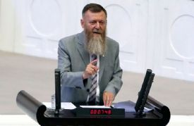 “TAŞERON ÜZERİNDEN PARTİCİLİK YAPMAK AHLAKA SIĞMAZ