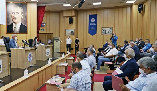 AKDEN�Z BELED�YE BA�KANI G�LTAK; �DAHA �OK �NSANIMIZI KAYBETMEK �STEM�YORSAK KENTSEL D�N���ME HIZ VE