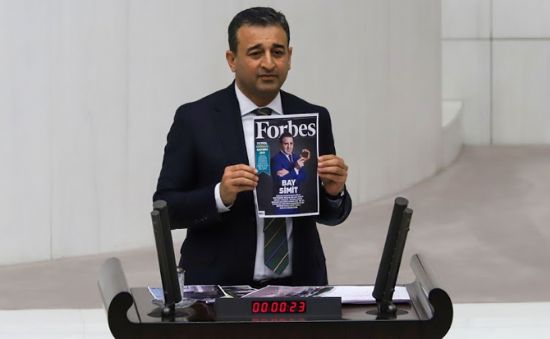 CHP Adana Milletvekili Burhanettin Bulut; M�teahhitler intihar ediyor, �ktidar Bay Simit’i ve 