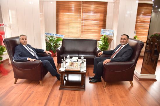    VAL� SU, BA�KAN YILMAZI Z�YARET ETT�