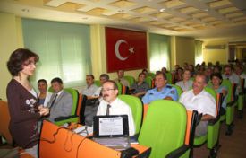 Toroslar�da Belediye Personeline Sa�l�kl� Ya�am Semineri
