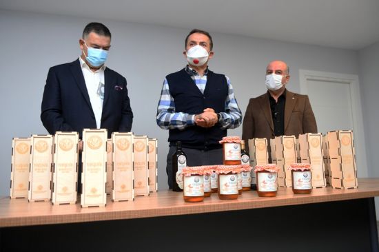 YEN��EH�R�DE TARIM �R�NLER� MARKALA�TI