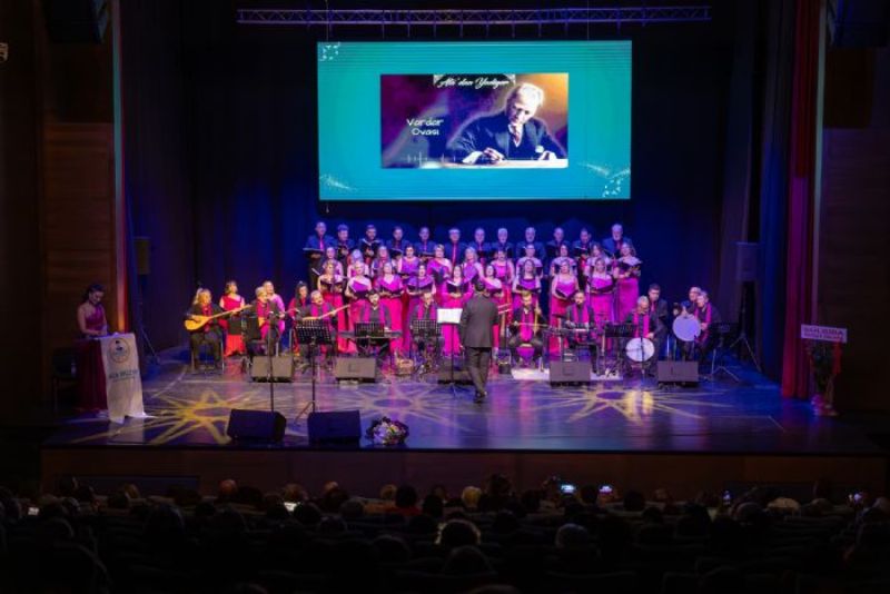 Mezitli Belediyesi Kültür Merkezi’nde Akşam Etkinlikleri