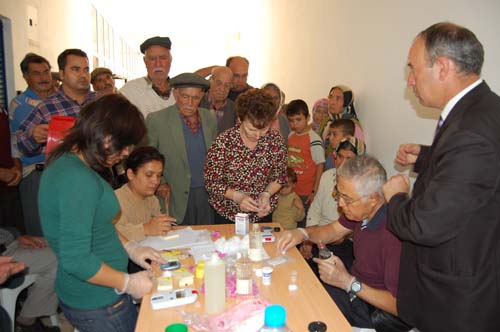 Amerikal� doktorlardan sa�l�k taramas�