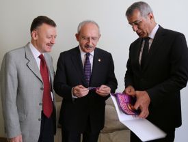 Kılıçdaroğlu Mezitli kart ailesine katıldı