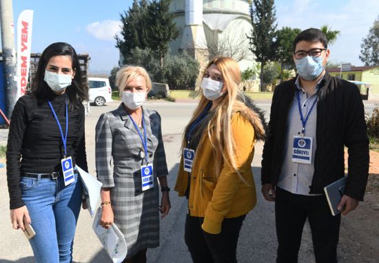 YEN��EH�R�DE SIFIR ATIK PROJES� ���N VATANDA�LAR B�LG�LEND�R�L�YOR