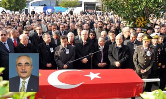 Eski bakan Rüştü Kazım Yücelen  toprağa verildi 