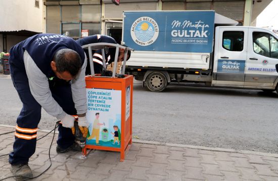 AKDEN�ZL� �OCUKLARA TEM�ZL�K B�L�NC� A�ILANIYOR