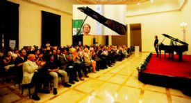 Polonyal� caz �stad� mazurlarla b�y�ledi