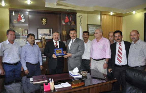 Başkan Tuna; “Her Zaman Esnafın Yanındayız”