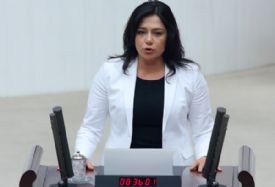 Yüceler “Devlet yurt ve vakıflarda denetim görevini getirmemiştir”