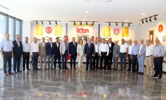 Vali Pehlivan, sanayiciler ile kahvalt�da bulu�tu