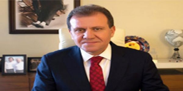 YAN GEL�P YATAN BA�KAN OLMAYACA�IM’