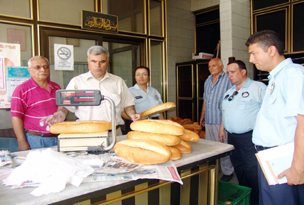 Mersin B�y�k�ehir Belediye Ba�kan� Bolu Da�� T�neli ��k���ndaki Zincirleme Kazada Yaraland�