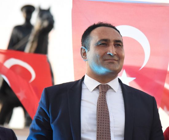 BA�KAN YILMAZ; �ATAMIZI �ZLEM VE M�NNETLE ANIYORUZ�
