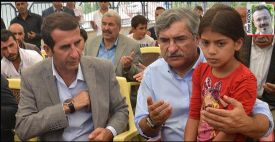 ‘Bir kez oy vermedik çocuklarımız ölüyor’