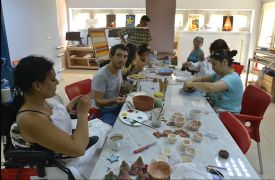 Engelli vatandaşlara plastik sanat kursu