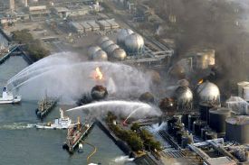 Fla�, fla�,fla�...D�nya n�kleer felaketin e�i�inde ama Ba�bakan Akkuyuda diretiyor..