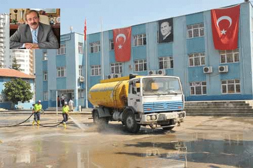 Akdeniz Belediyesi T�m �mkanlar�n� E�itim ��in Seferber Etti