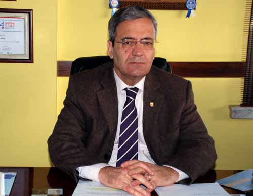 Ahmet Ak�n yazd�