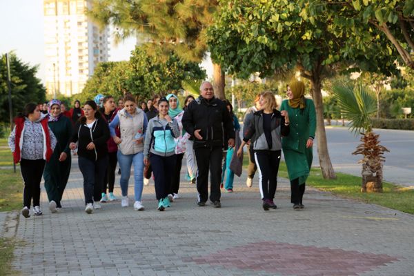 K�LOYU VER SPOR AYAKKABISINI AL