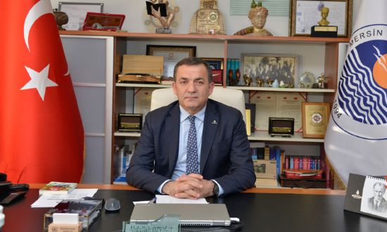  Ba�kan �zyi�it, �Her ko�ulda halk�m�z�n yan�nday�z�