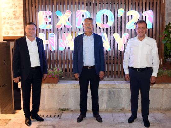 �UKUROVANIN �� B�Y�K�EH�R BELED�YE BA�KANI HATAYDA BULU�TU.