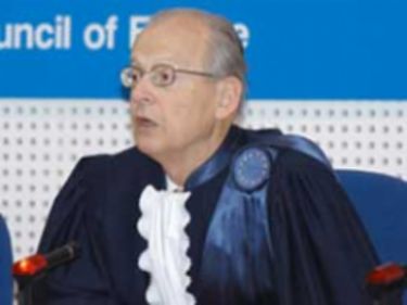 A�HM Alevi aileyi hakl� buldu