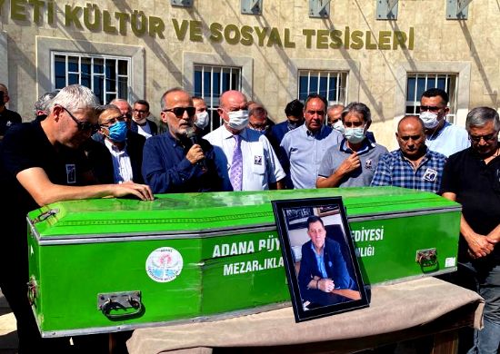 GAZETEC� MUSTAFA �ZG�R ADANA�DA TOPRA�A VER�LD�