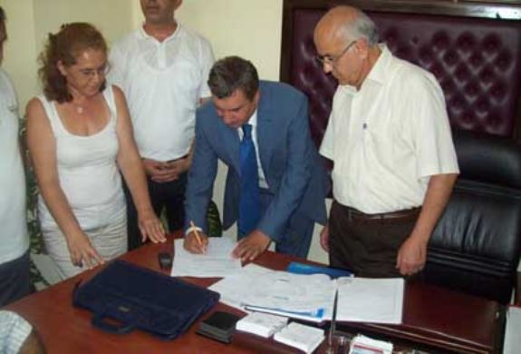 İstemihan Talay, CHP’den resmen aday