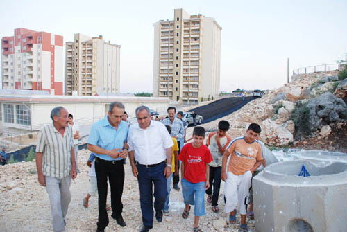 Erdemli Belediyesi yedi ayr� yerde �al��ma ba�latt� 