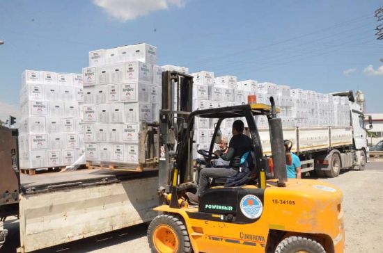 MERS�N B�Y�K�EH�R�DEN ESNAFA 15 B�N 500 GIDA KOL�S� YARDIMI