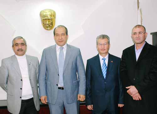 Mahmut Tat Veysel Sar�y� ziyaret etti 