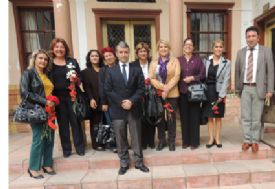 CHP Kadın Kolları Öğretmenleri Unutmadı