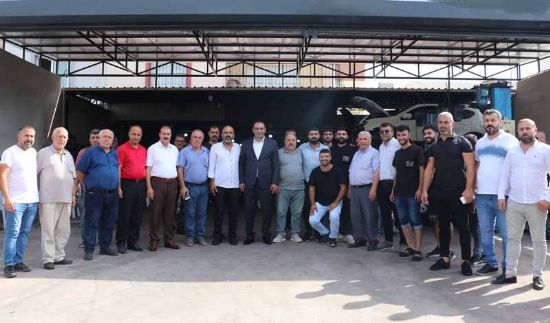    BA�KAN YILMAZ, �L�E ESNAFIYLA BULU�TU