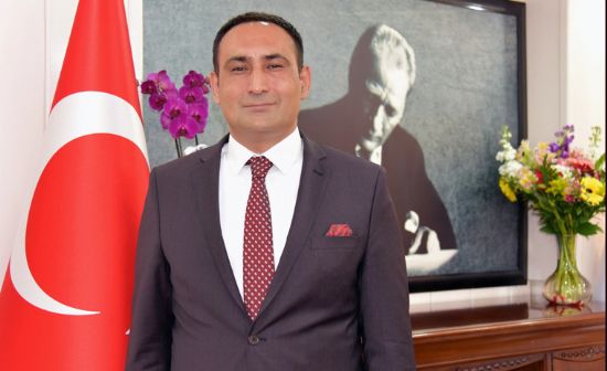 BA�KAN YILMAZ: SOSYAL BELED�YEC�L�KTE �DD�ALIYIZ