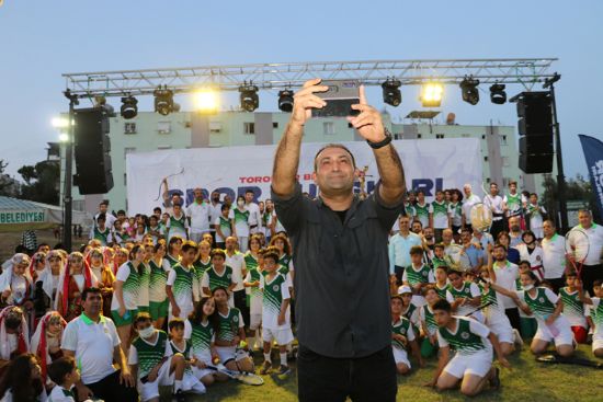 BA�KAN YILMAZ, KURBAN BAYRAMI�NI KUTLADI