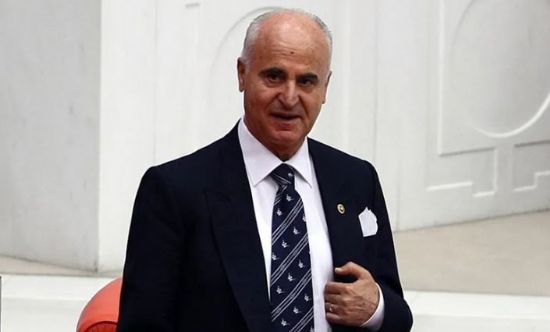 Mersin’in efsane valisi, Eski Bakan Sabahattin �akmako�lu 94 ya��nda vefat etti