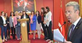 Mersin Barosundan Kadın Şiddetine Karşı iki açıklama