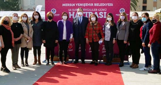 CHP GENEL BA�KAN DANI�MANI K�SE, MERS�N�DE �A�K SEN�NLE G�ZEL� ETK�NL���NE KATILDI